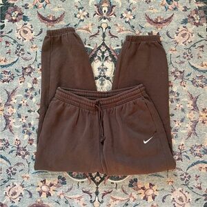 Nike Women’s Brown Fleece Sweatpants